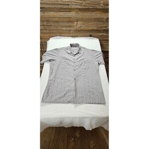 Triumph of California Mens XL Gray Vertical Shadow Stripe Short Sleeve Shirt